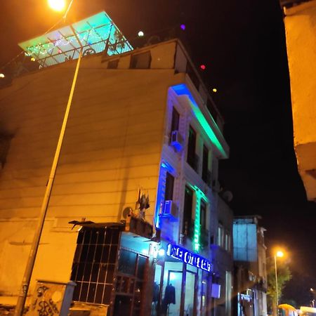 Dilek Hotel & Cafe Istanbul Exteriör bild